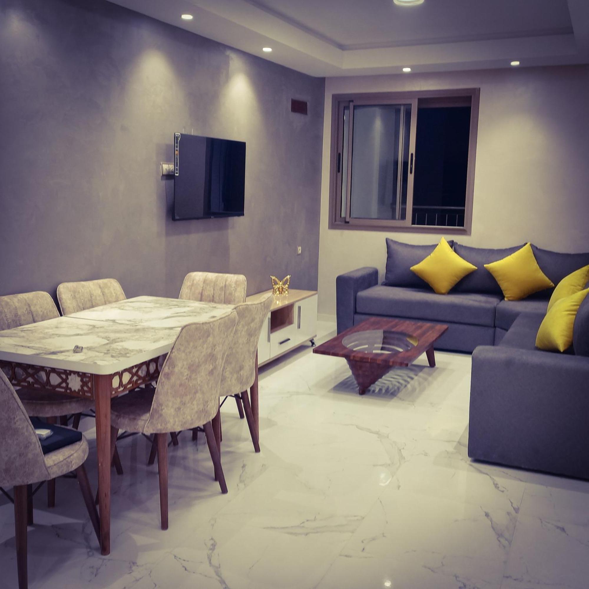 Super Apartement Totalement Neuf Et Climatise A Cote Du Centre Commercial Marjane M2 طنجة المظهر الخارجي الصورة